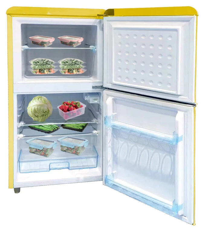 DCG Eltronic MF110YCDP Frigorifero con Congelatore Libera installazione Doppia Porta 110 L Giallo